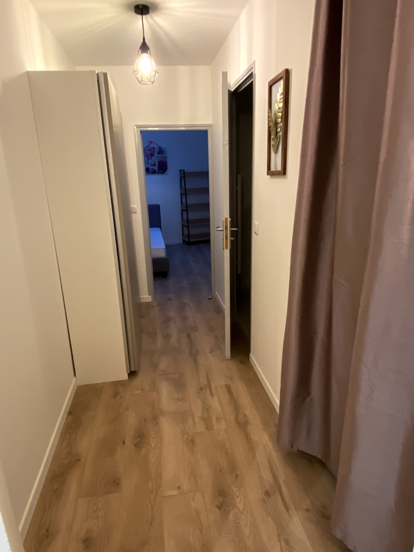 couloir-transformation-garage-appartement
